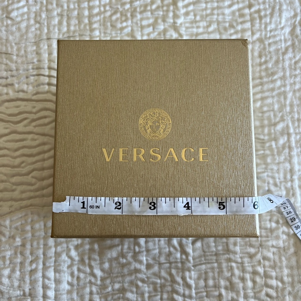Versace Gold Gift Box - Picture 5 of 8